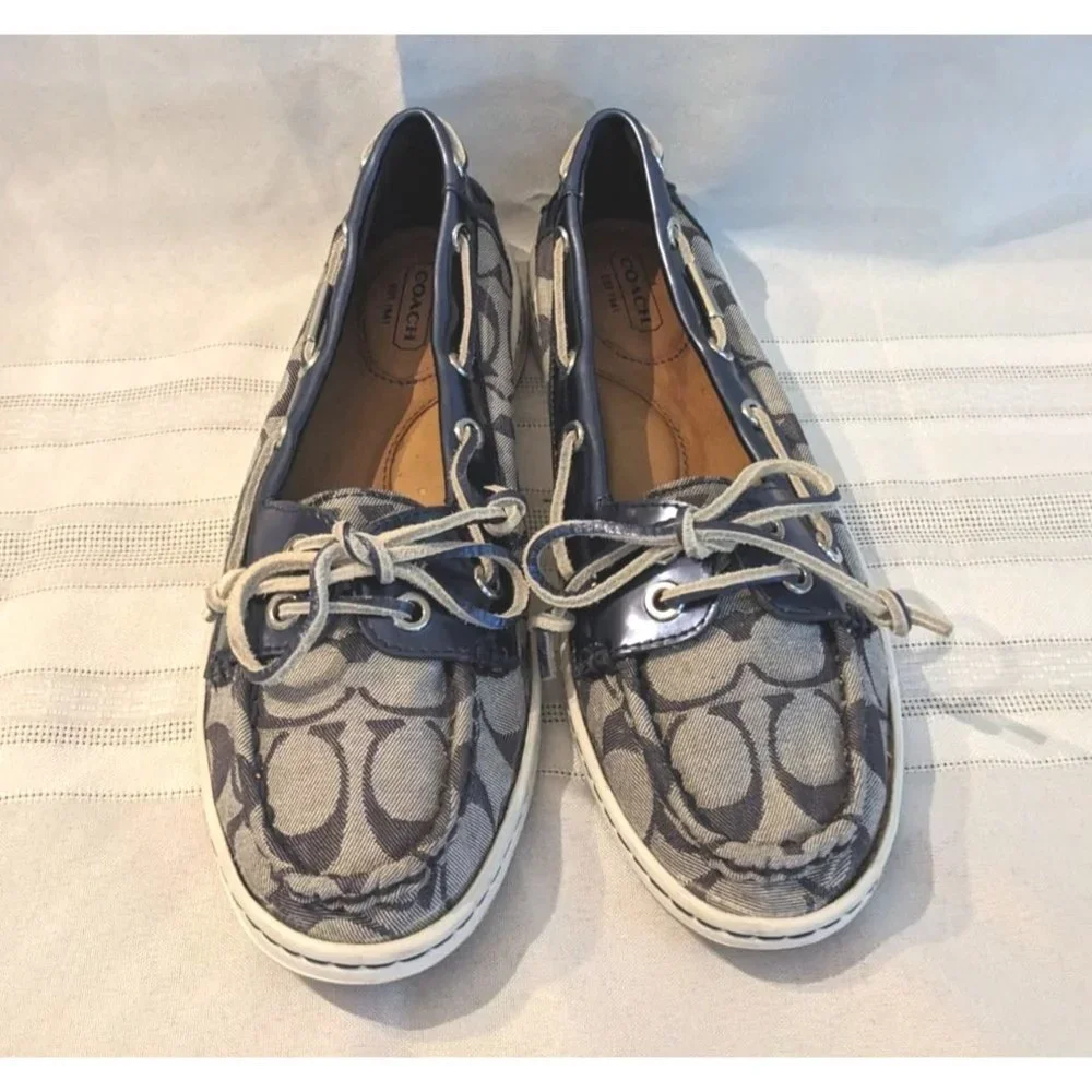 COACH Richelle Boat Shoes w/ Blue Monogram Logo and Gray Laces Size 8 ⛵ - Picture 4 of 7